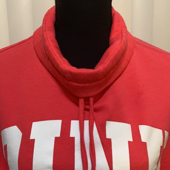 ✨Victoria’s Secret PINK Size Extra Small Sweater - Picture 4 of 8